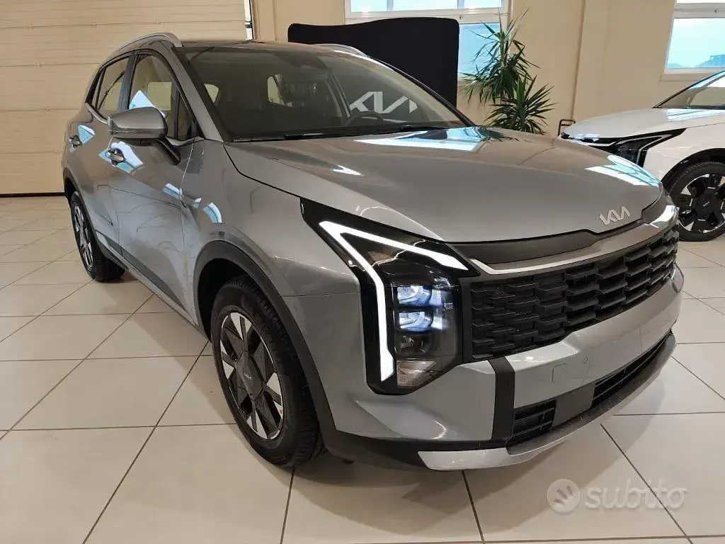 Nuova Kia Sportage 179 CV (131 kW) 2026 Grigio SUV