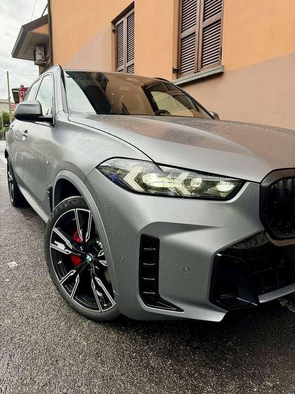 Usata BMW X5 M Sport 381 CV (280 kW) 2024 Grigio SUV