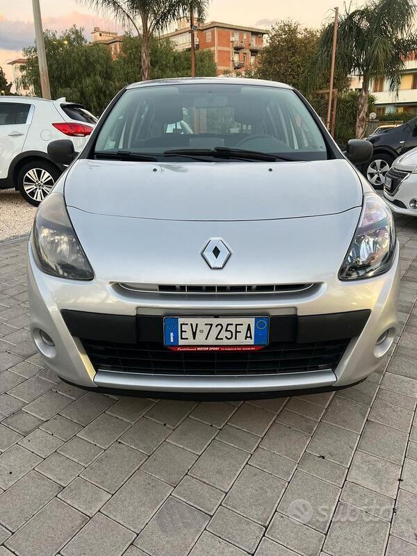 Usato 2011 Renault Clio 1.1 LPG_Hybrid 75 CV (5.900 €)