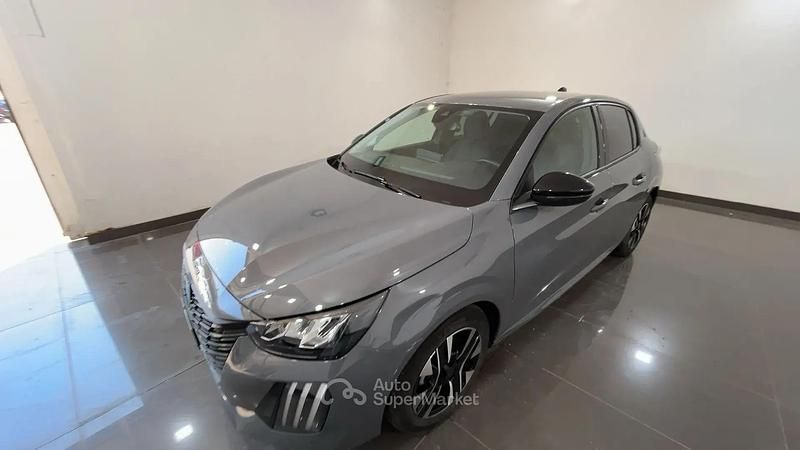 Usata Peugeot 208 Allure 101 CV (74 kW) 2025 Gray Utilitaria
