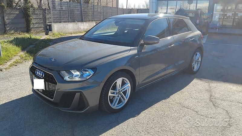 Usata Audi A1 S-Line 110 CV (80 kW) 2022 Grigio SUV