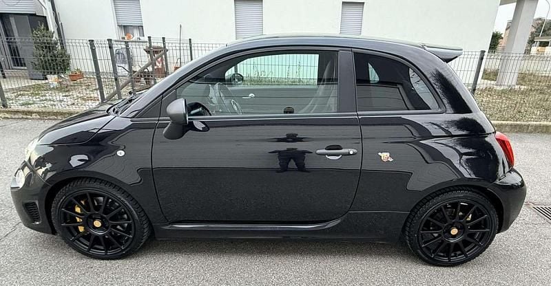 Usata Abarth 695 Competizione 179 CV (131 kW) 2023 Utilitaria