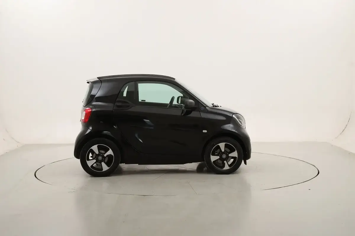 Usata Smart ForTwo Coupé Passion 41 kW (56 CV) 2021 Utilitaria
