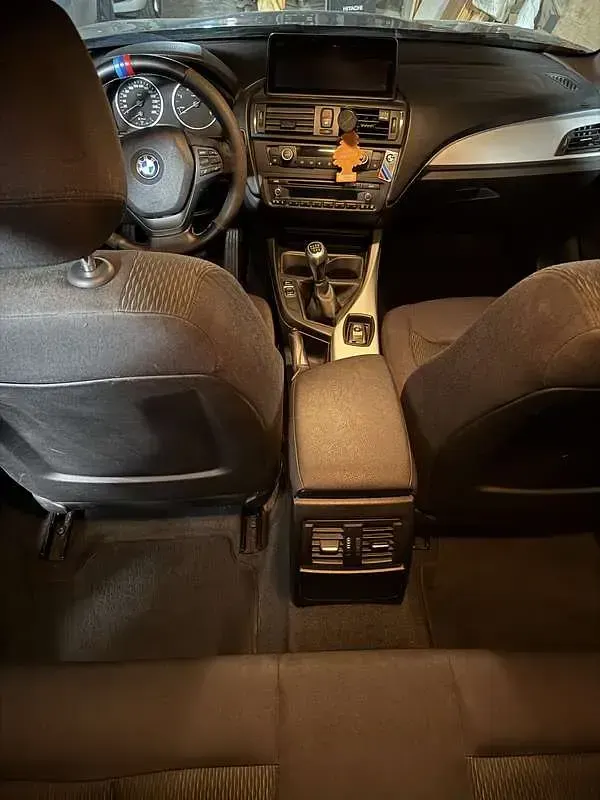 Usata BMW 118 143 CV (105 kW) 2012 Utilitaria