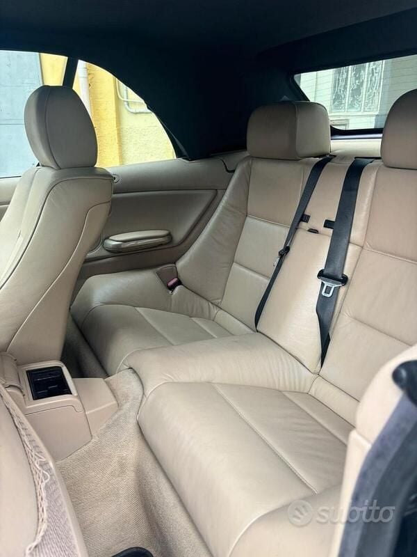 Usata BMW 320 Cabriolet Comfort Edition 170 CV (125 kW) 2001 Verde Cabrio