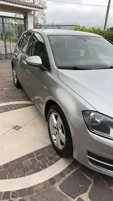 Usata VW Golf VII 110 CV (80 kW) 2016 Berlina