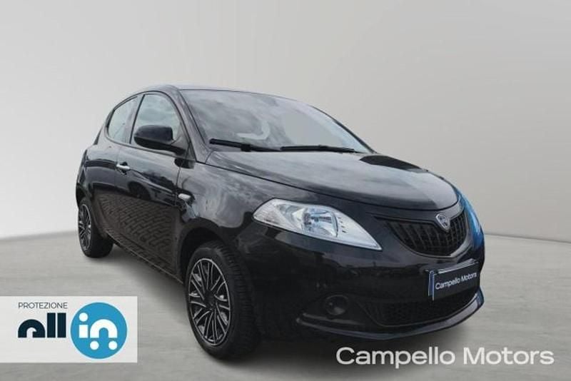 Gebraucht Lancia Ypsilon Silver 69 PS (50 kW) 2023 Kleinwagen