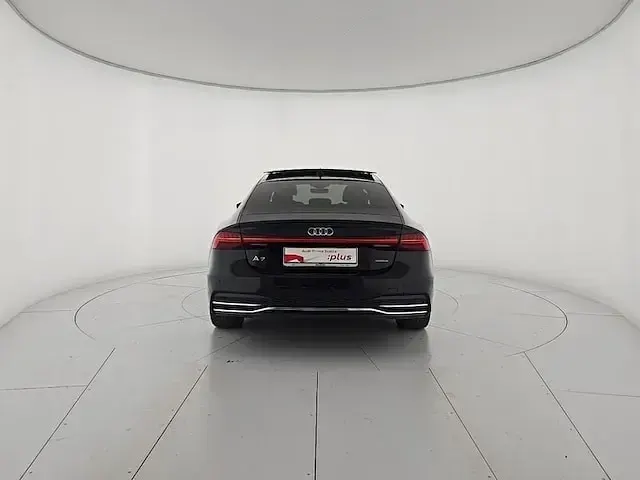 Usata Audi A7 Sportback Advanced Plus 204 CV (150 kW) 2024 Nero brillante Utilitaria