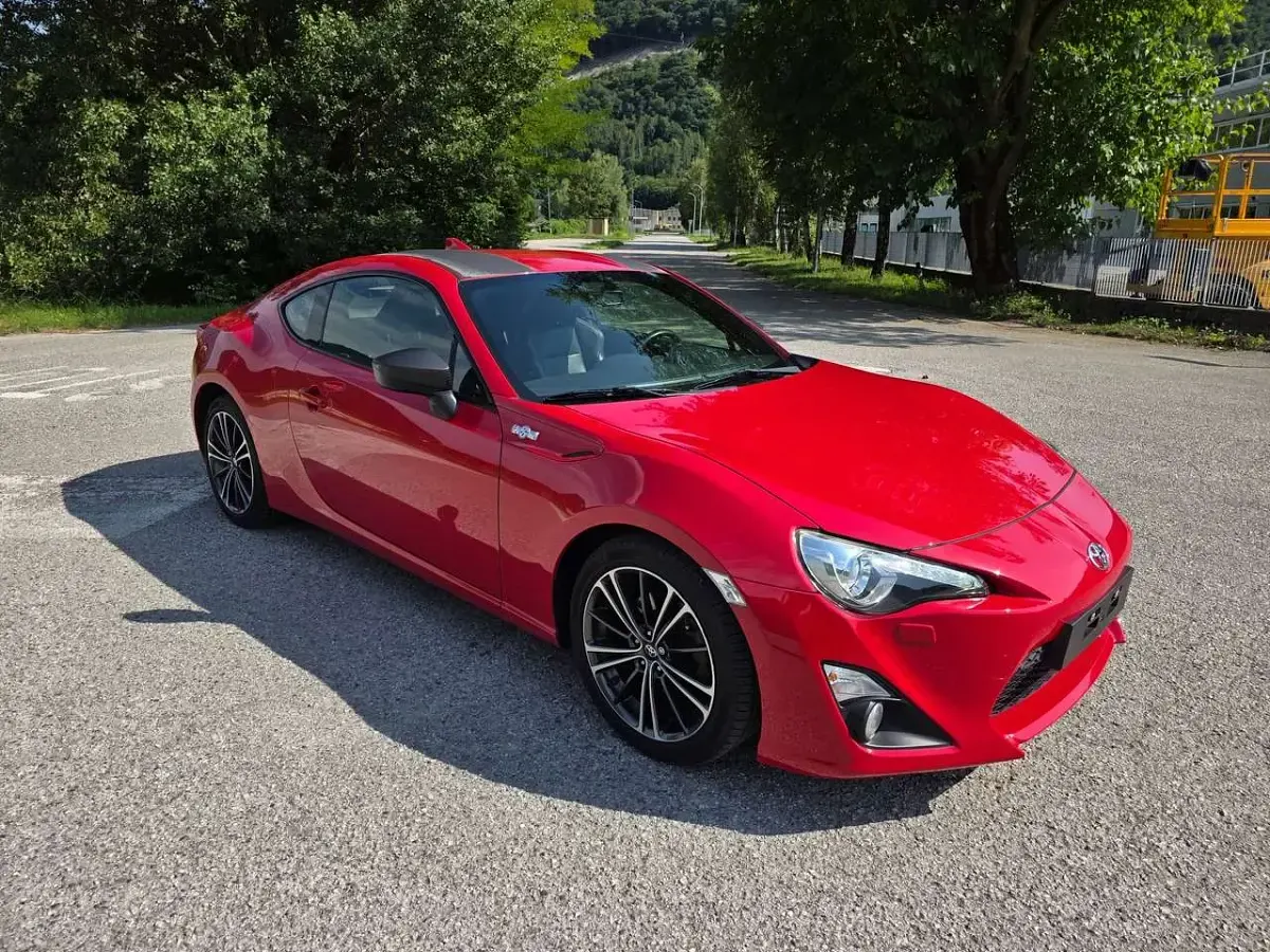 Usata Toyota GT86 Edition 200 CV (147 kW) 2016 Rosso Coupé