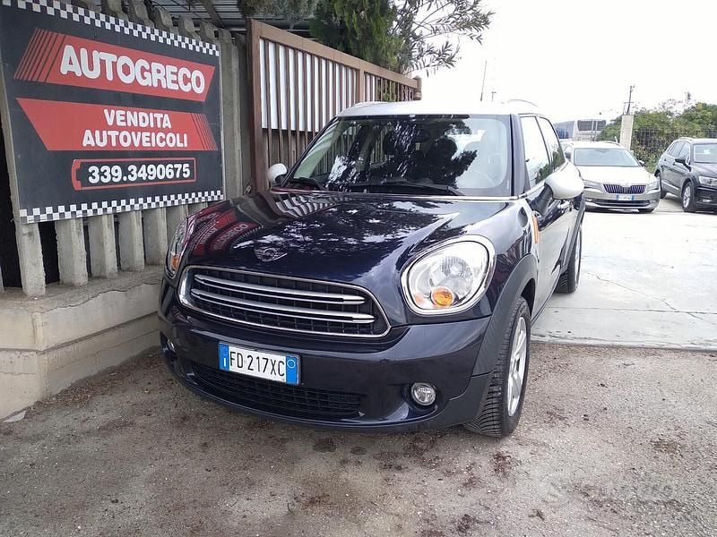 Usata Mini Cooper D Countryman Business 111 CV (81 kW) 2016 Blu SUV