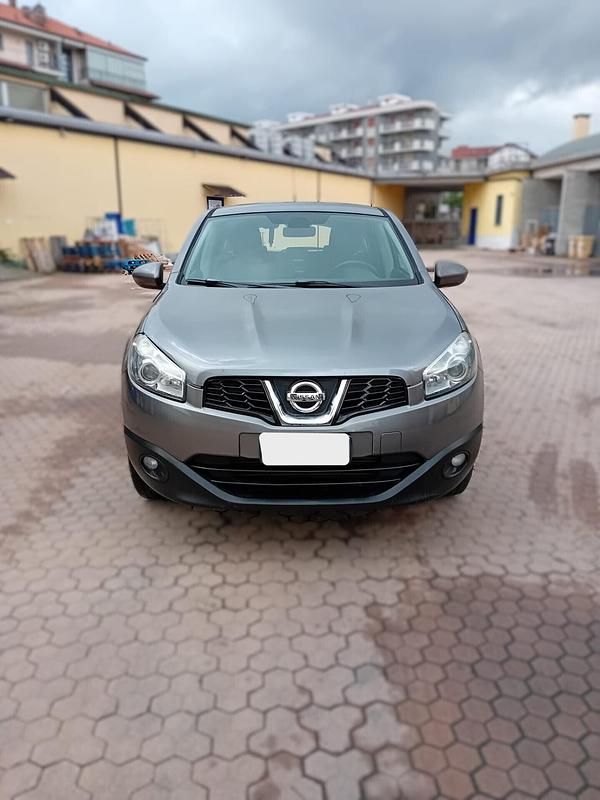 Usata Nissan Qashqai 110 CV (80 kW) 2013 Grigio SUV