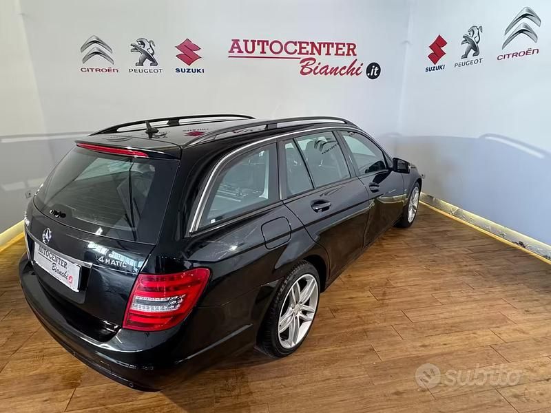 Usata Mercedes C250 Elegance 204 CV (150 kW) 2011 Nero Station wagon