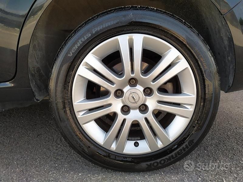 Usata Opel Zafira 150 CV (110 kW) 2012 Monovolume