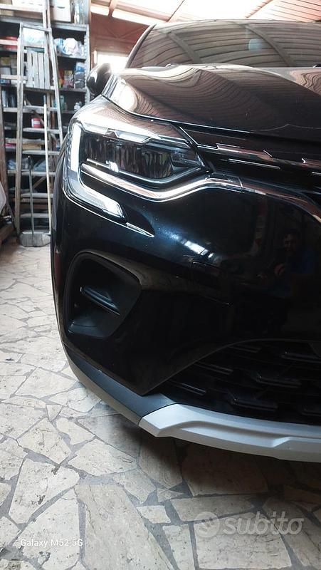 Usata Renault Captur Zen 101 CV (74 kW) 2020 Nero SUV