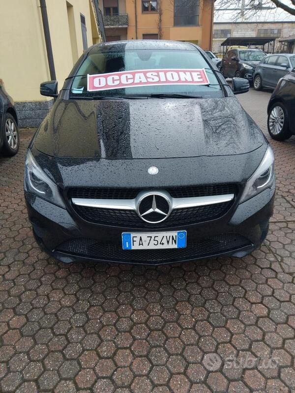 Usata Mercedes CLA200 Premium 136 CV (100 kW) 2015 Nero Station wagon