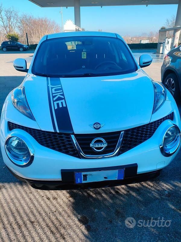Usata Nissan Juke Tekna 110 CV (80 kW) 2014 Bianco SUV