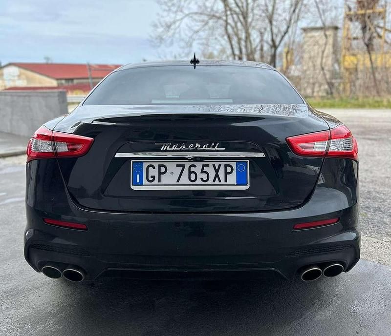Usata Maserati Ghibli 349 CV (256 kW) 2019 Nero Berlina