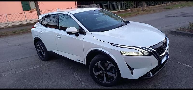 Usata Nissan Qashqai N-Connecta 158 CV (116 kW) 2023 Bianco SUV