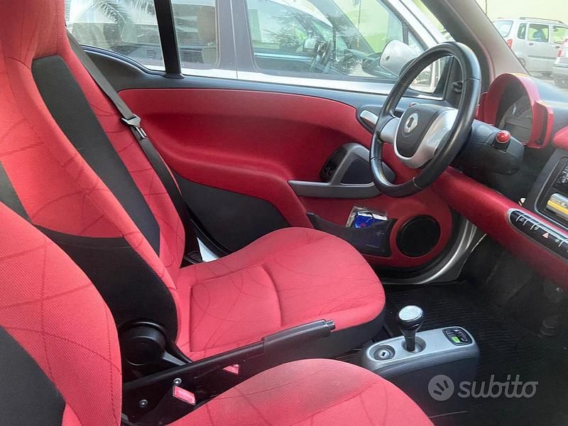 Usata Smart ForTwo Coupé Passion 71 CV (52 kW) 2011 Bianco Coupé