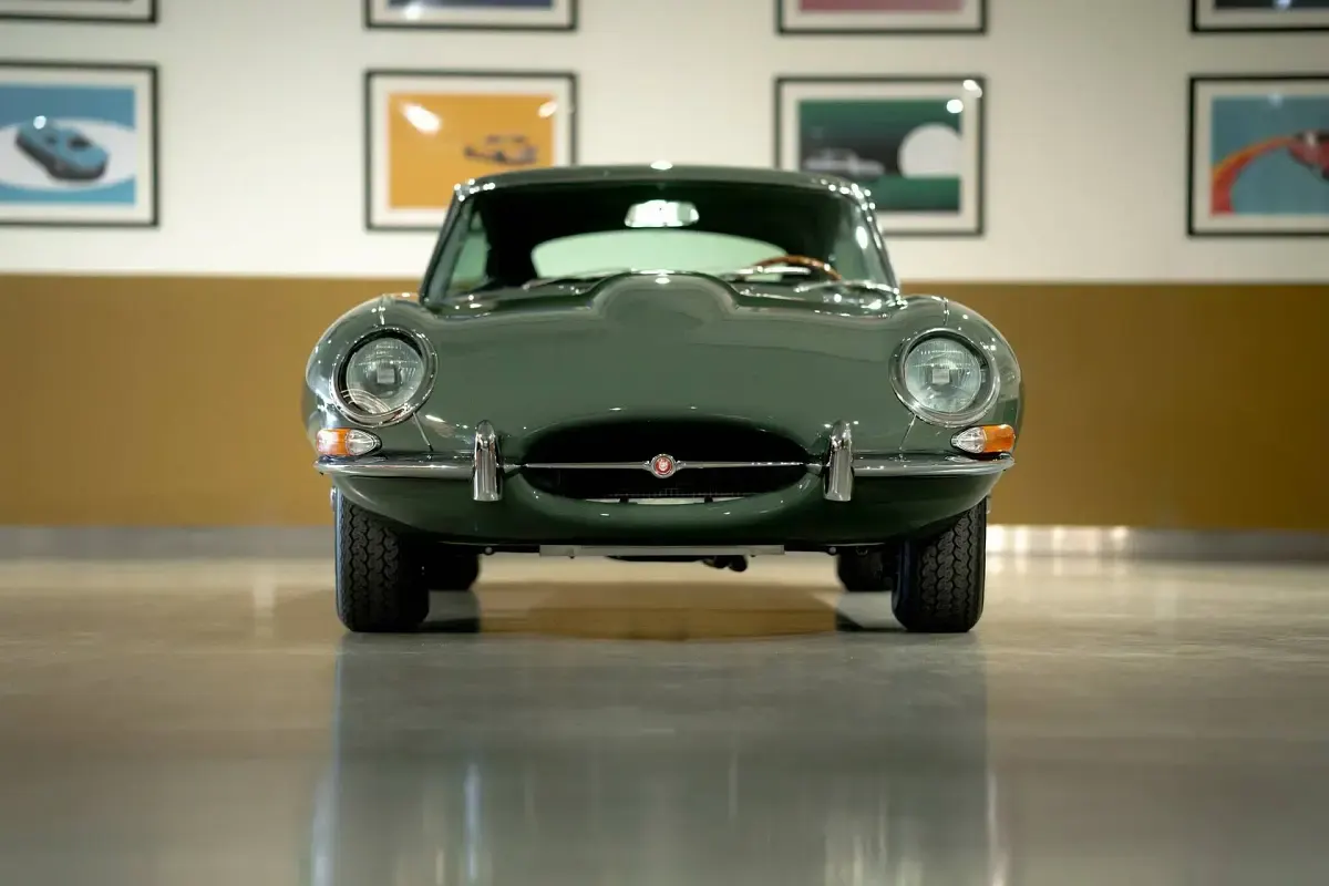 Usata Jaguar E-Type 260 CV (191 kW) 1966 Verde Coupé