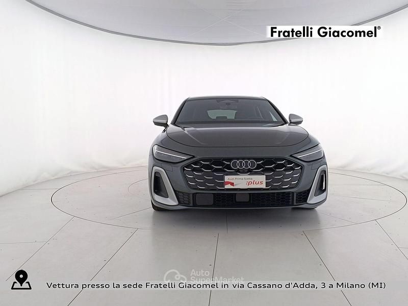 Usata Audi S5 Ambiente 367 CV (269 kW) 2024 Grigio daytona perlato Berlina