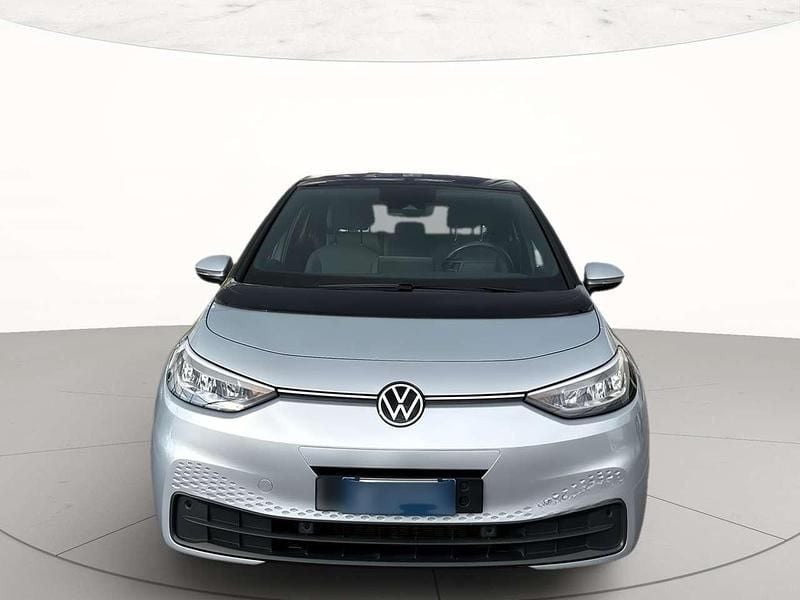Usata VW ID.3 Pro Performance 69 kW (95 CV) 2023 Moon silver metallizzato nero Utilitaria