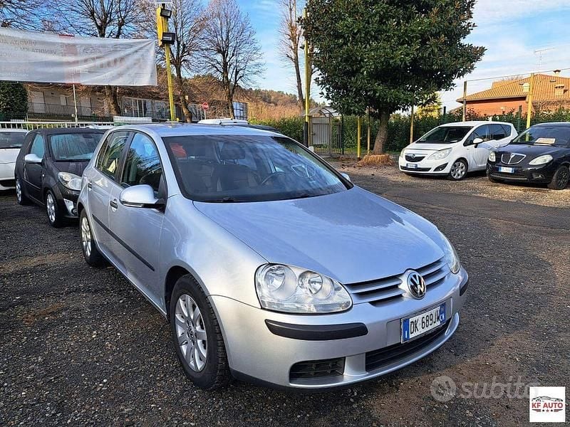 Usata VW Golf VI Comfortline 140 CV (102 kW) 2008 Argento Utilitaria