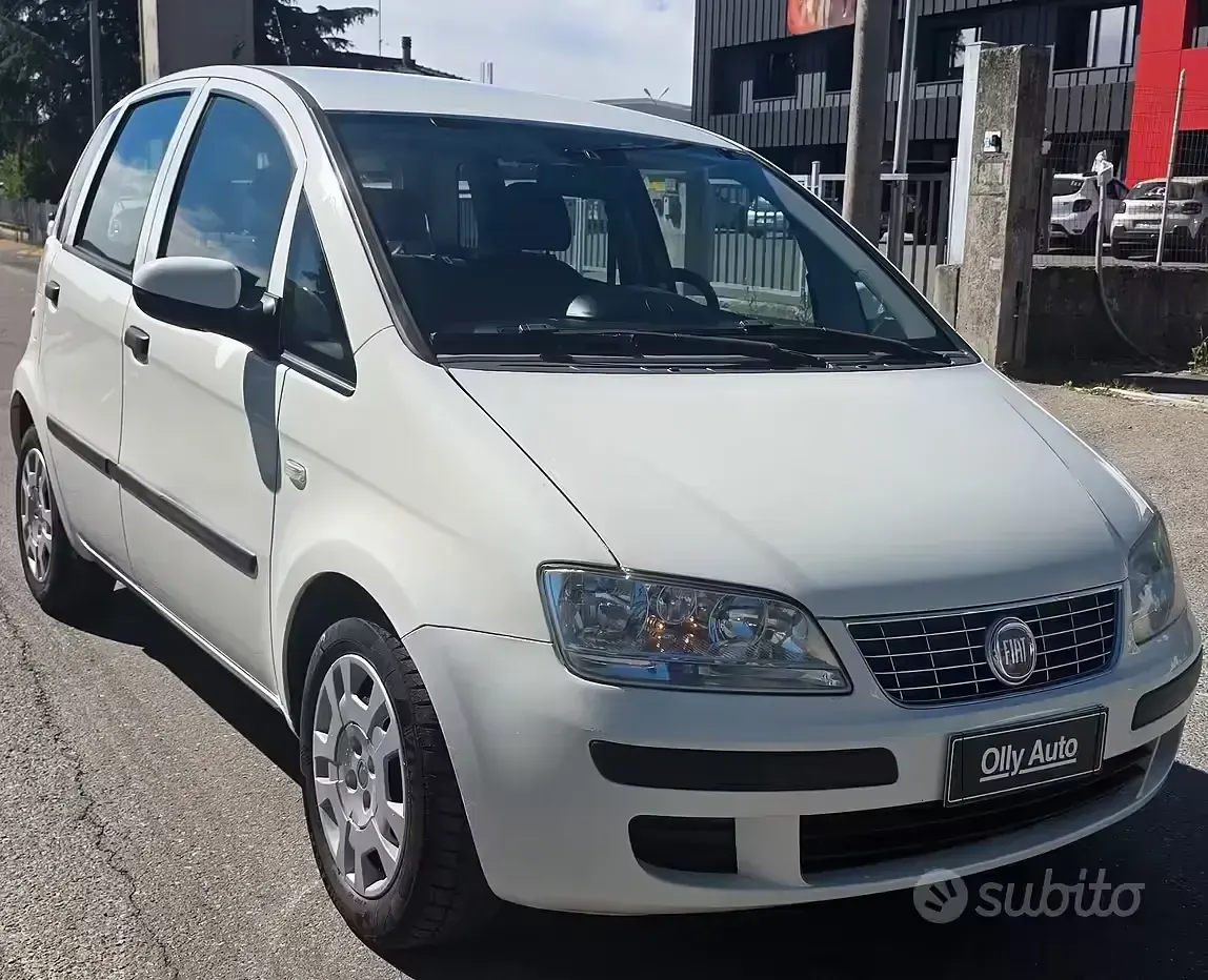 Usata Fiat Idea Active 95 CV (69 kW) 2012 Bianco Monovolume