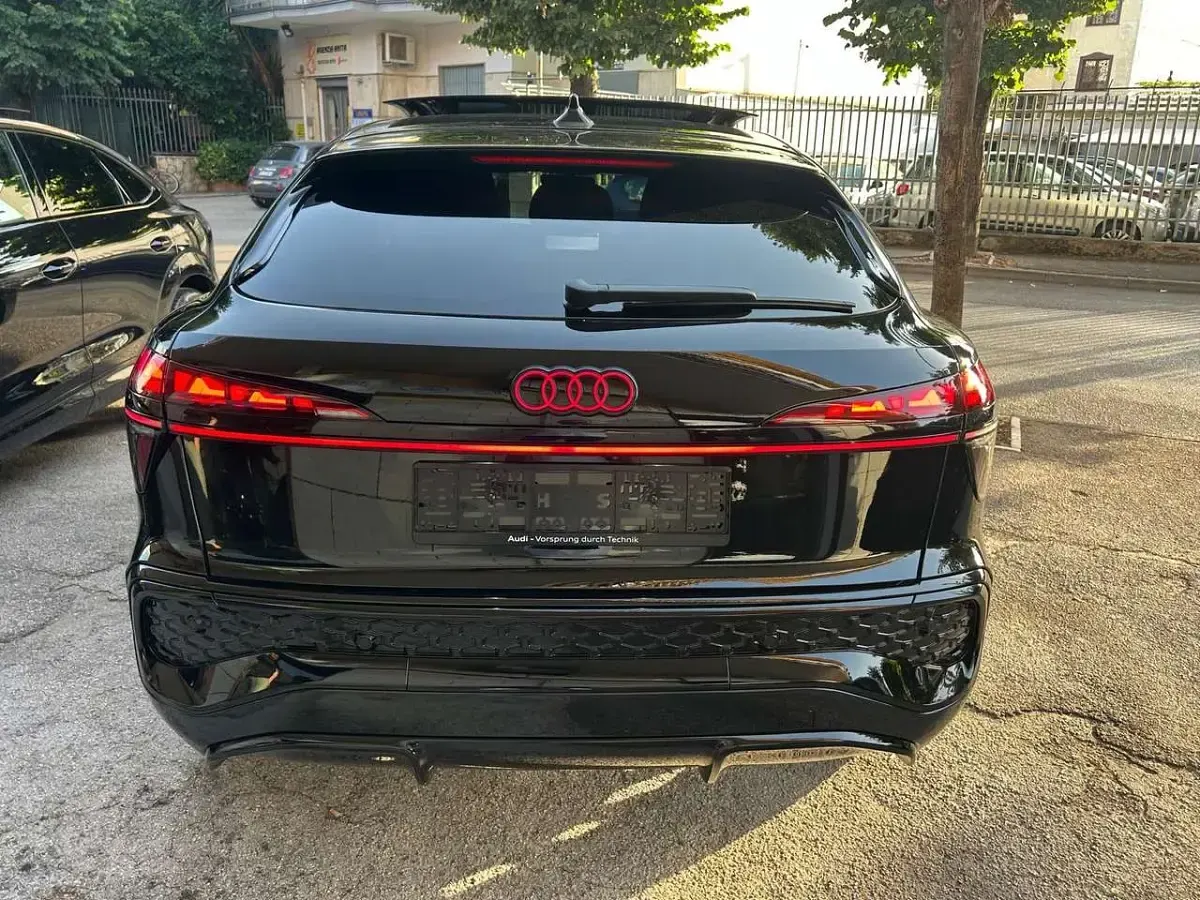 Nuova Audi Q3 Sportback S-Line 150 CV (110 kW) 2026 Nero SUV