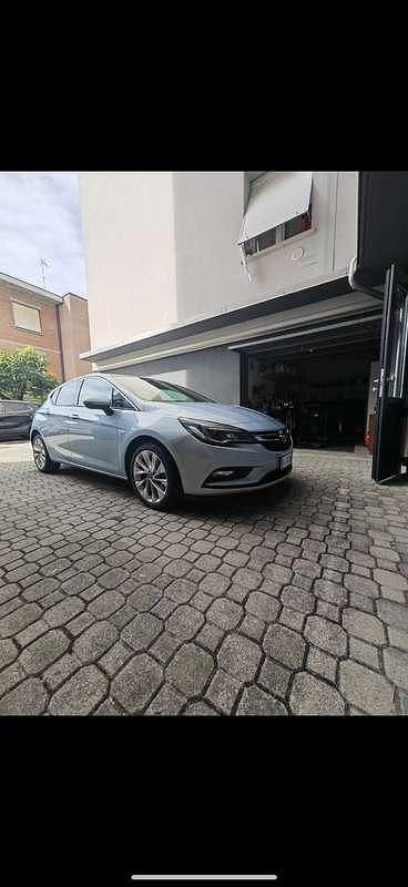 Usata Opel Astra Cosmo 136 CV (100 kW) 2016 Berlina