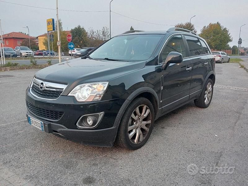 Nero Usata 2011 Opel Antara Unlimited SUV | 6500 € (Ottimo prezzo) - Immagine 1/4