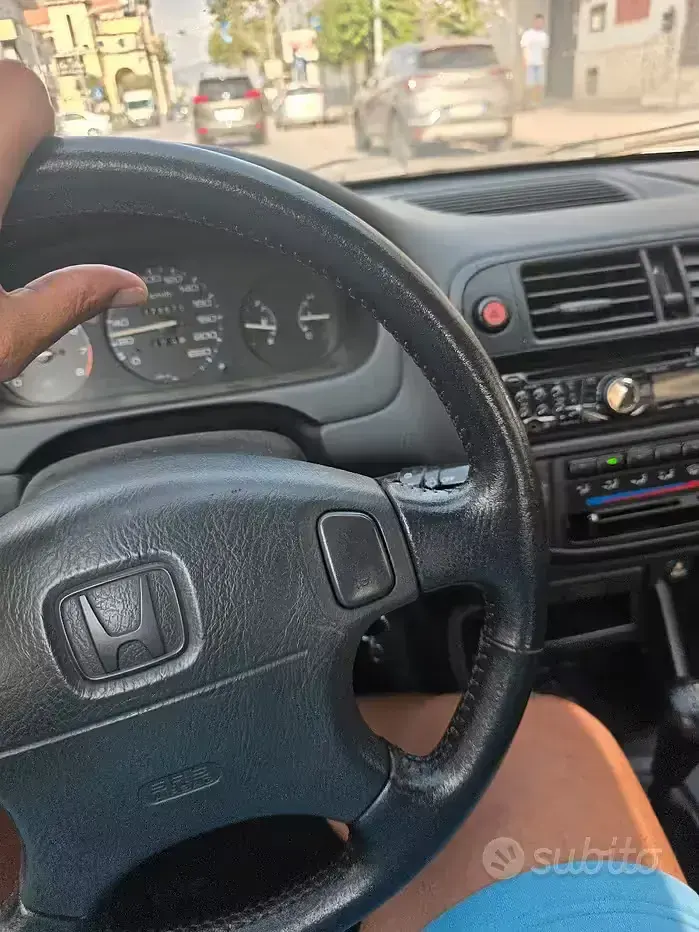 Usata Honda Civic 90 CV (66 kW) 1999 Grigio Berlina