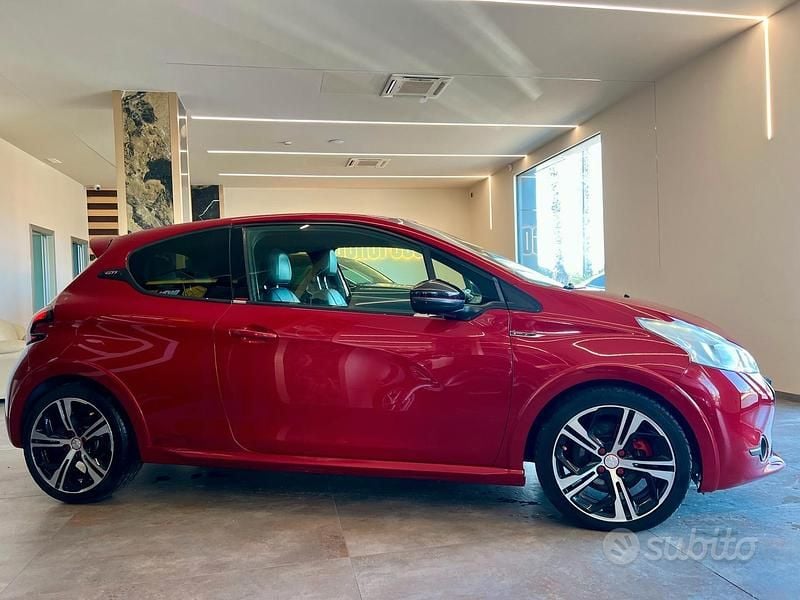 Usata Peugeot 208 GTi 200 CV (147 kW) 2014 Rosso Utilitaria