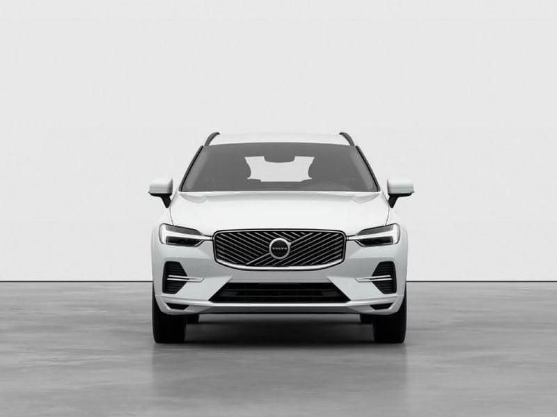 Nuova Volvo XC60 Core 250 CV (183 kW) 2026 Bianco SUV