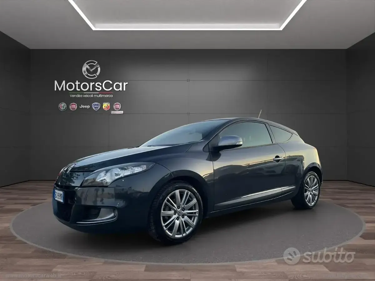 Usata Renault Mégane GT Line GT-Line 110 CV (80 kW) 2011 Grigio Coupé