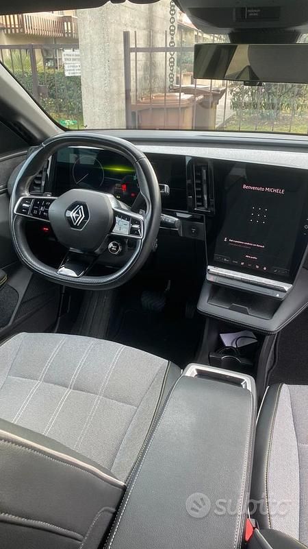 Usata Renault Mégane 2023 Nero Berlina