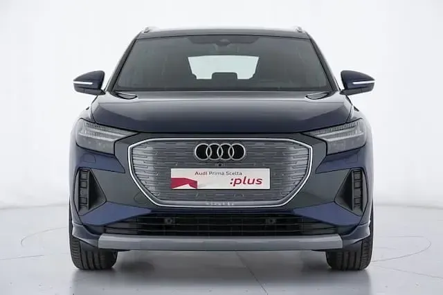 Usata Audi Q4 e-tron Advanced Plus 125 kW (170 CV) 2023 Blu navarra metallizzato SUV