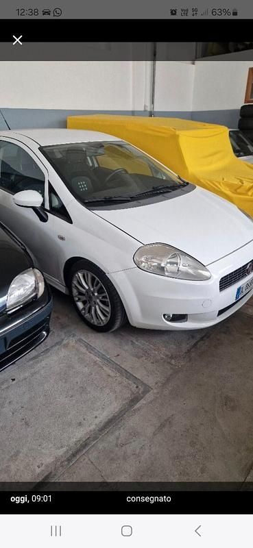 Usata Fiat Grande Punto Sport 120 CV (88 kW) 2008 Bianco Utilitaria