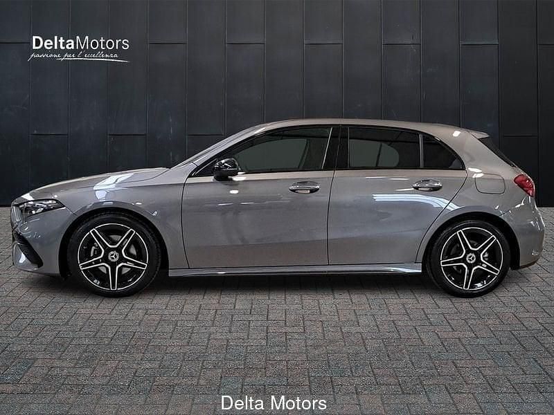 Neu Mercedes A180 AMG line 116 PS (85 kW) 2026 Schwarz Limousine