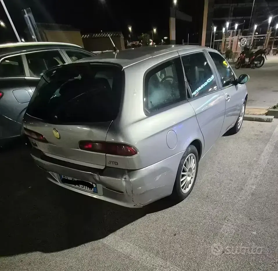 Usata Alfa Romeo 156 116 CV (85 kW) 2004 Grigio Station wagon