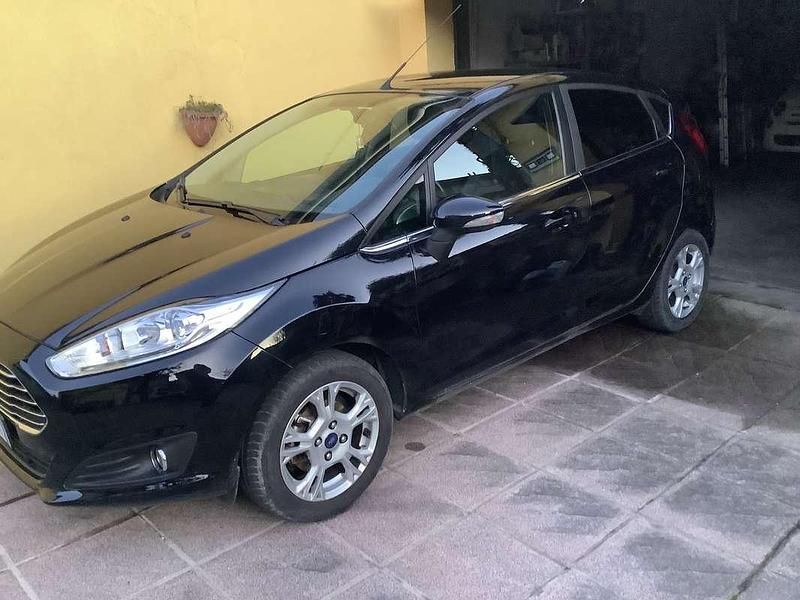 Usata Ford Fiesta Titanium 75 CV (55 kW) 2016 Nero Berlina
