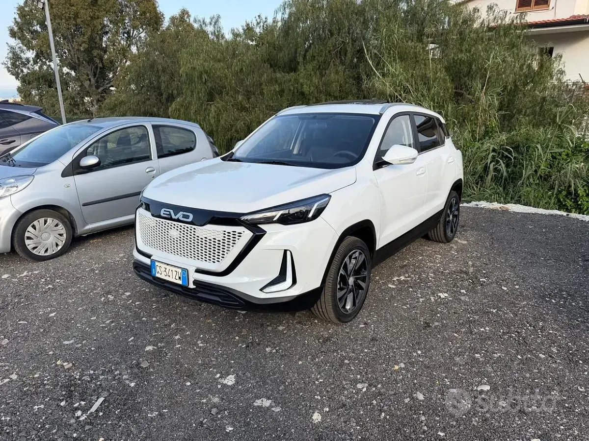 Usata EVO Evo 5 120 CV (88 kW) 2024 Bianco SUV
