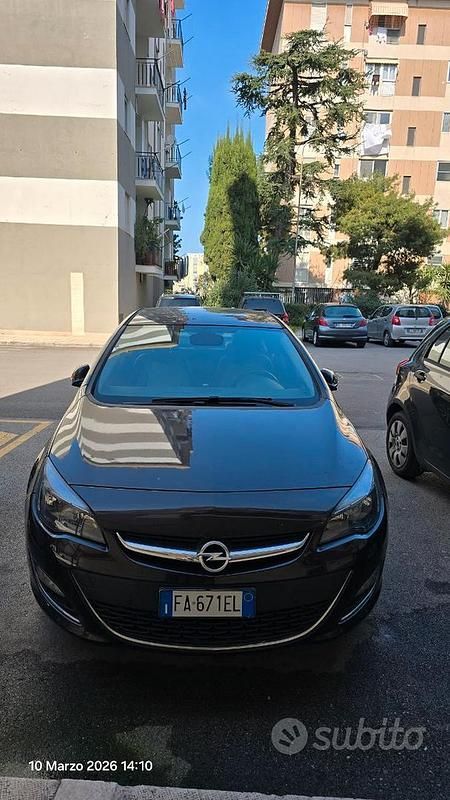 Usata Opel Astra 136 CV (100 kW) 2015 Marrone Berlina