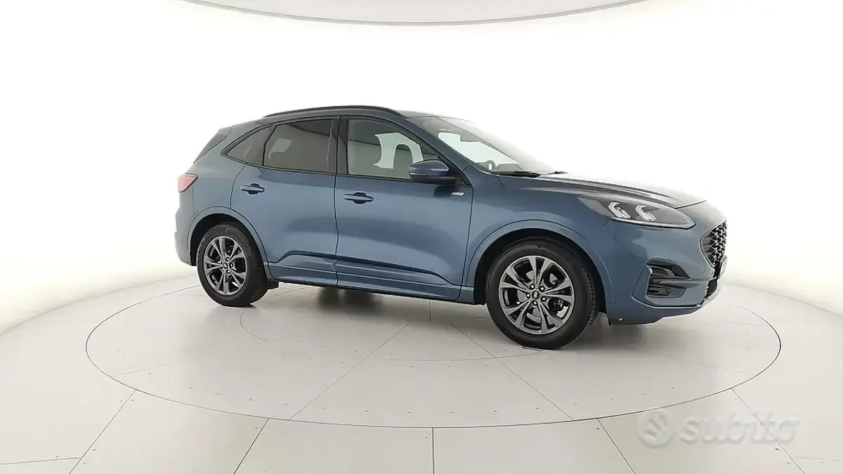 Usata Ford Kuga ST-Line 120 CV (88 kW) 2023 Blu SUV