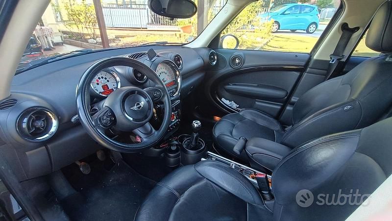 Usata Mini Countryman 111 CV (81 kW) 2013 Nero SUV