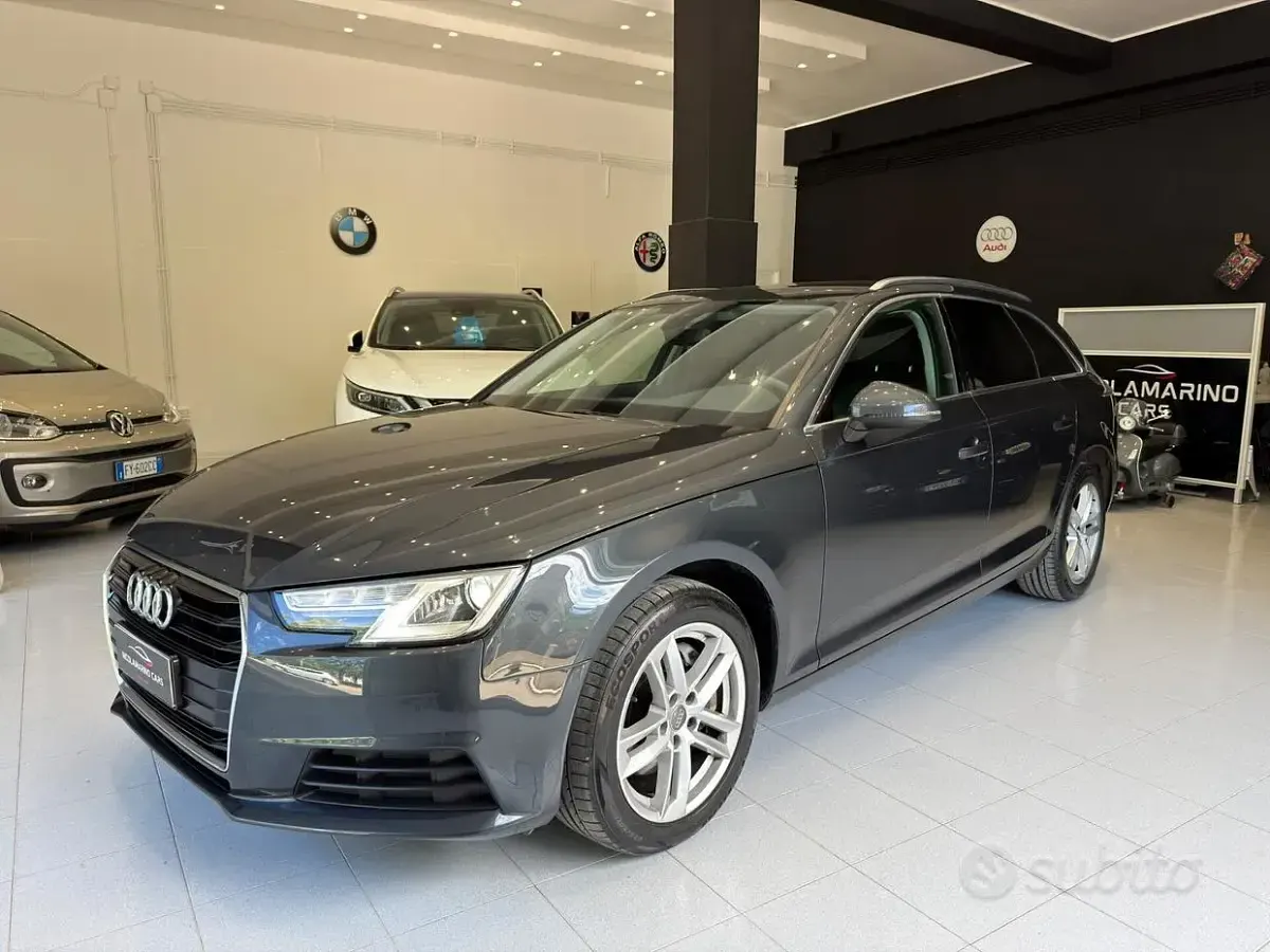 Usata Audi A4 Business 190 CV (139 kW) 2018 Grigio Berlina