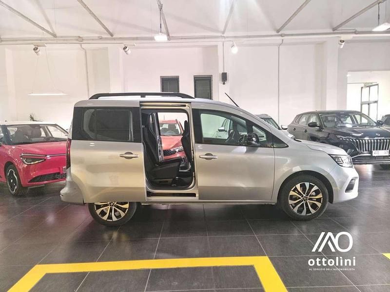 Nuova Renault Kangoo Techno 102 CV (75 kW) 2025 Grigio Monovolume