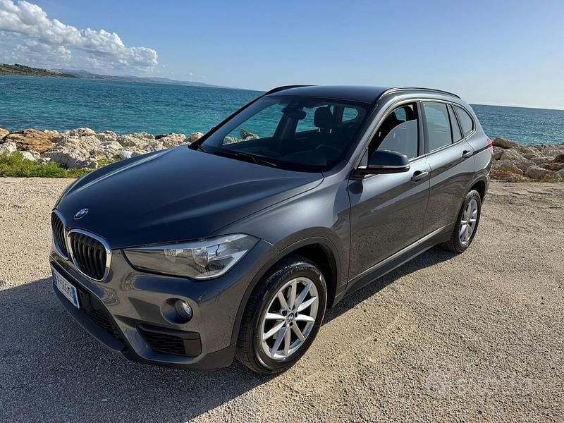 Usata BMW X1 150 CV (110 kW) 2018 Grigio SUV