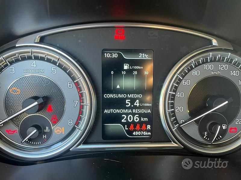 Usata Suzuki Vitara 75 CV (55 kW) 2022 Bianco Berlina