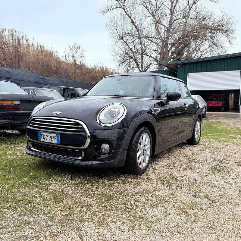 Nero Usata 2017 Mini Cooper D Utilitaria | 8700 € (Super prezzo) - Immagine 1/4
